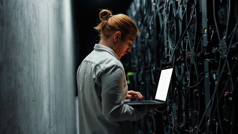 "Билайн" построит новый транзитный маршрут между Китаем и Европой