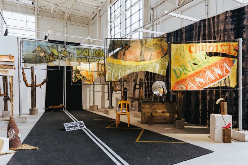 Что интересного посмотреть и купить на Cosmoscow 2025: гид по ярмарке