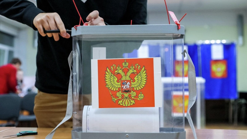 Дрозденко отметил высокую явку на выборах в Ленобласти в условиях атак БПЛА