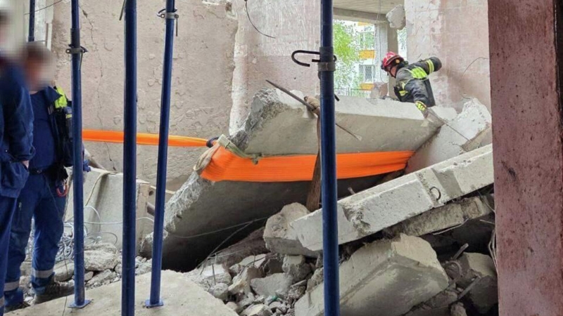 Информация о третьем погибшем под завалами школы в Москве не подтвердилась