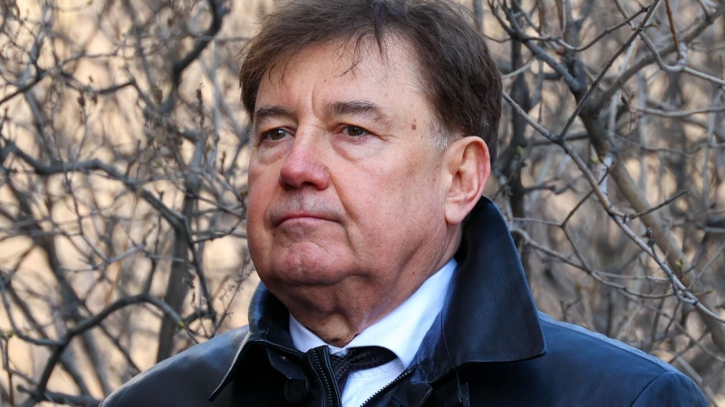 Источник: Момотов использовал неприкосновенность судьи для обогащения
