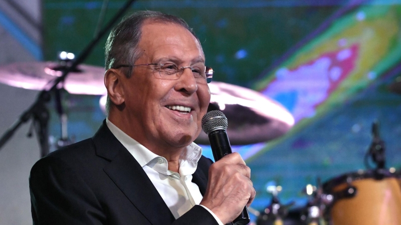 Лавров находится на "Интервидении" как зритель