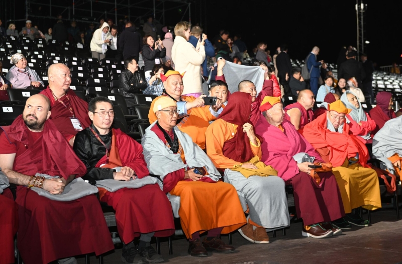 Международный буддийский форум собрал более 400 делегатов