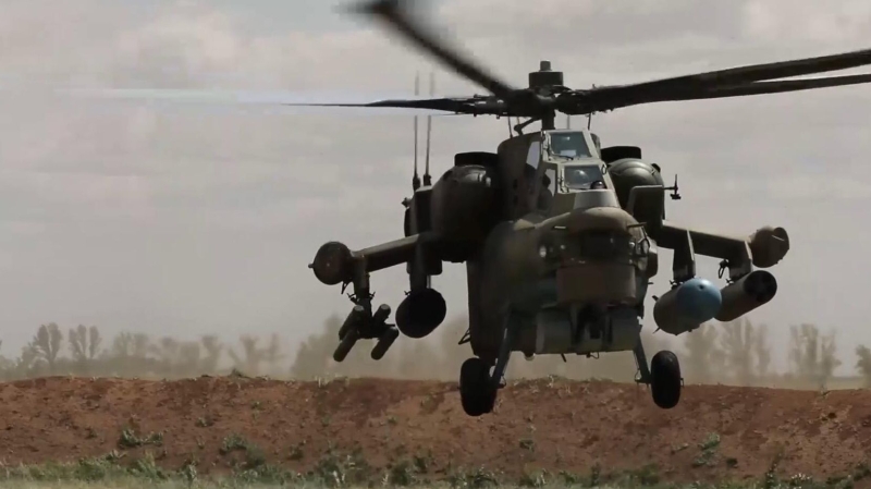 Ми-28НМ нанесли удар по "противнику" в ходе учений "Запад-2025"