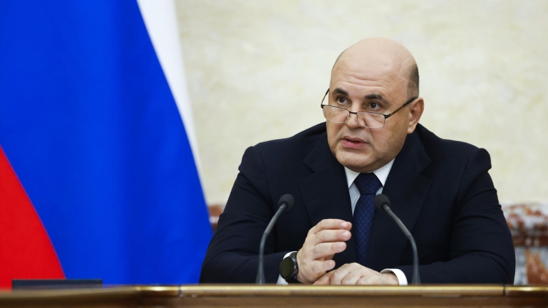 Мишустин наградил "ВНИИ труда" почетной грамотой