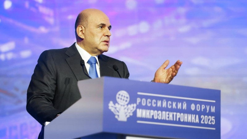 Мишустин оценил потребности предприятий микроэлектроники в кадрах