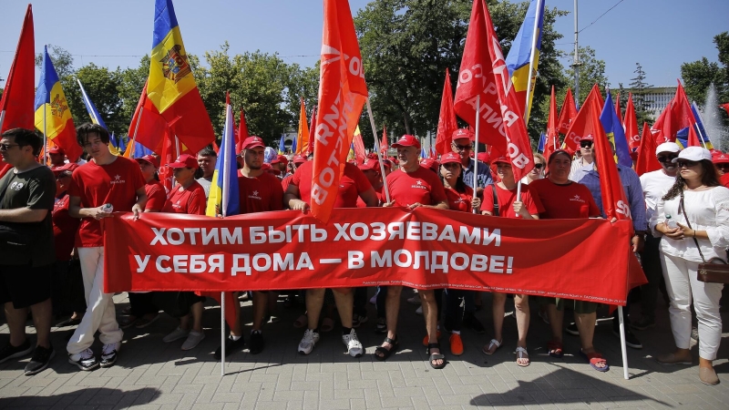 Молдавия не присоединится к Румынии, считает Додон