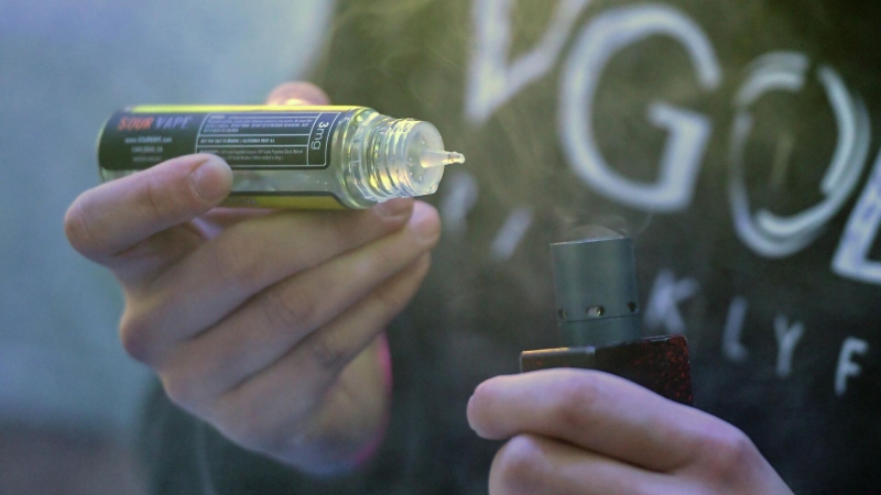 Общественница рассказала, сколько денег поможет сэкономить запрет вейпов