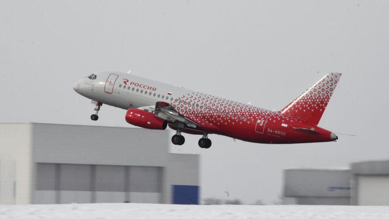 Пассажиры самолета "Россия" не пострадали при ЧП в Шереметьево