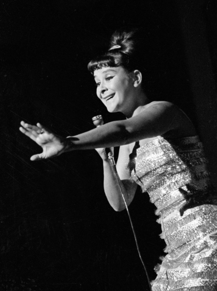 Песни, которые покорили мир. Лучшие выступления "Интервидения"