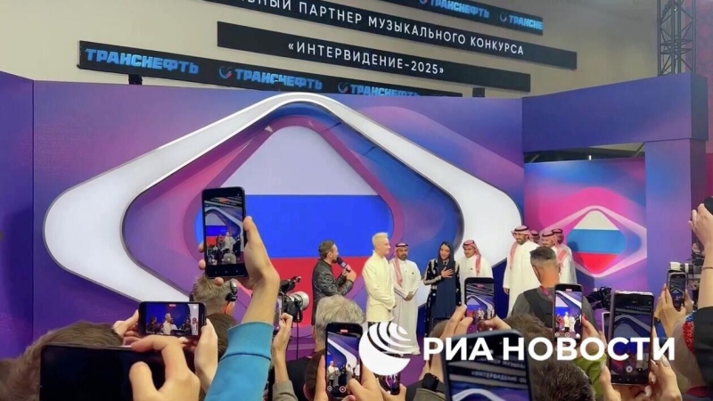 Почти все участники "Интервидения" вышли на красную ковровую дорожку