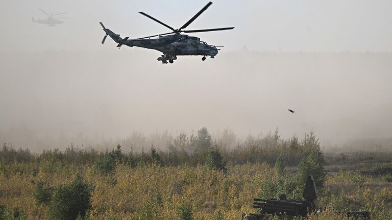 Путин проследил за ходом учений "Запад-2025" на полигоне "Мулино"