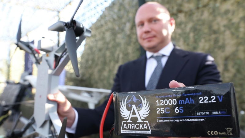 Путину на полигоне "Мулино" показали аккумулятор для дронов "Аляска"