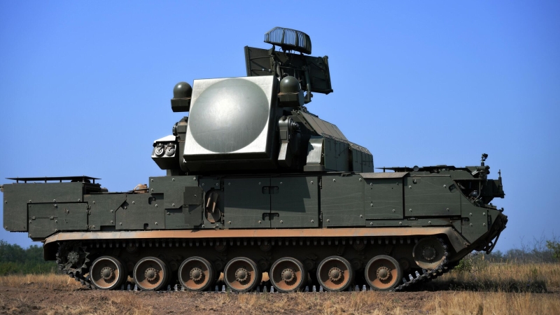 ПВО сбила с начала ночи 15 беспилотников, летевших на Москву.