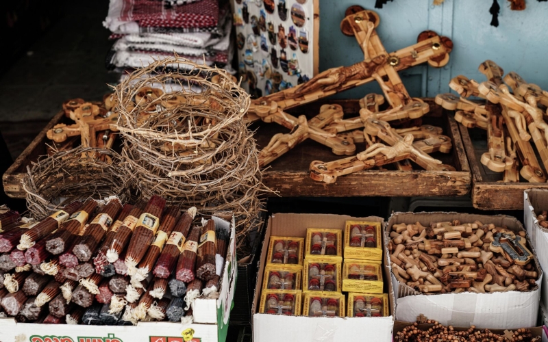 "Разрезали или украли". Нераскрытая тайна главной святыни христианства