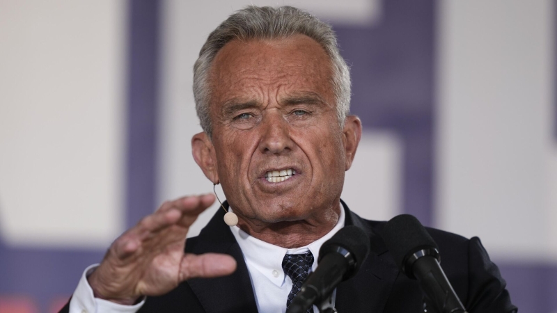 Родственники Кеннеди-младшего призвали его уйти с поста главы минздрава США