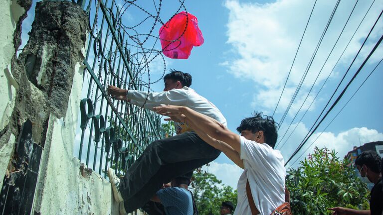 Россиянам напомнили о праве на полный возврат стоимости путевки в Непал