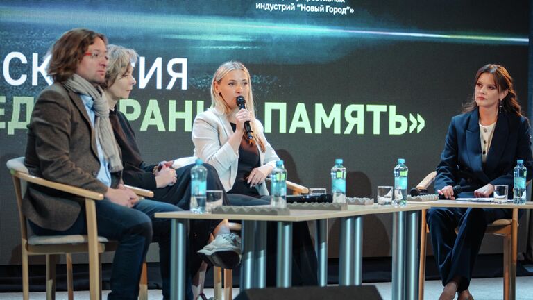 "RT.Док: Время наших героев" впервые прошел в Белоруссии