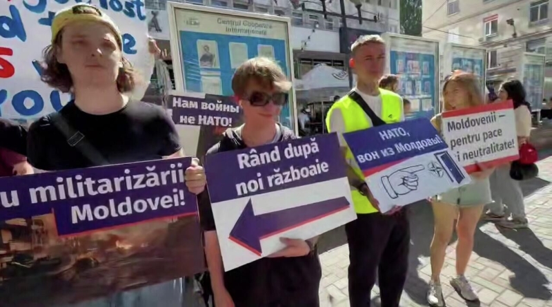 "Считают дни". Власти Молдавии охватила агония