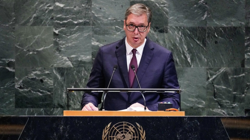 Сербия благодарна Путину за поддержку со стороны России, заявил Вучич