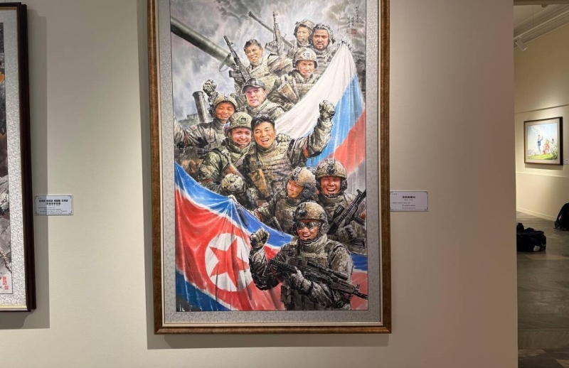 Шойгу принял участие в открытии выставки искусств КНДР в Москве