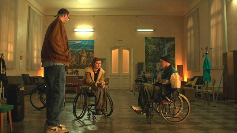 Скоро в онлайн-кинотеатрах: самые ожидаемые фильмы и сериалы