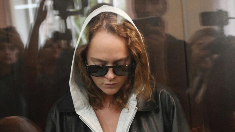 Суд избрал для Тарасовой запрет определенных действий