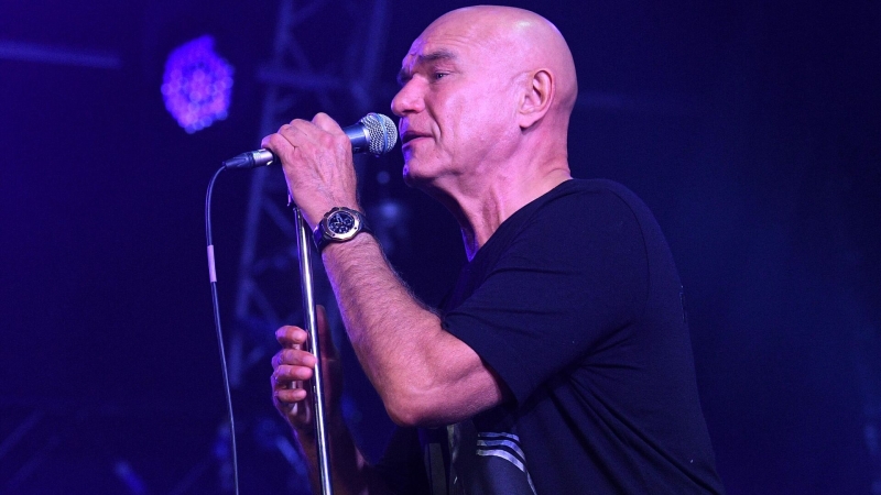 Суд наказал солиста "Морального кодекса" за неуплату штрафа за парковку