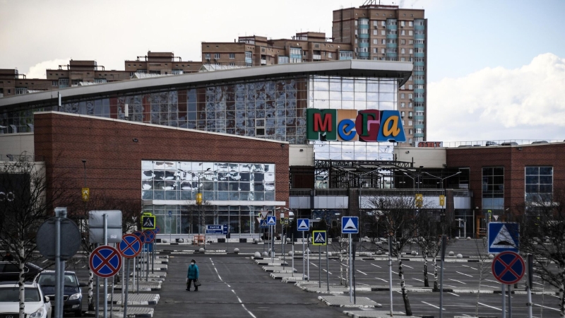 ТЦ "Мега Химки" возобновил работу после эвакуации