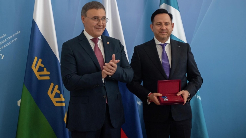 Тюменский государственный университет наградили орденом Почета