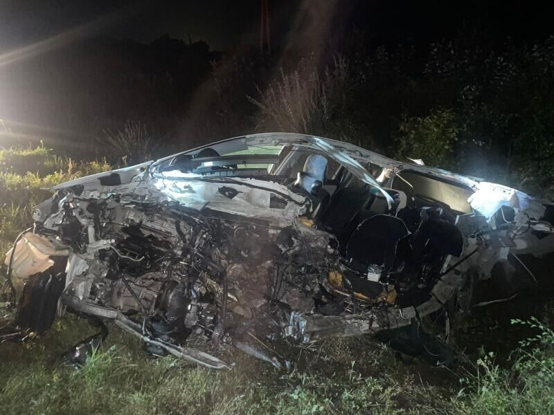 В Благовещенске столкнулись автобус и автомобиль, погиб человек