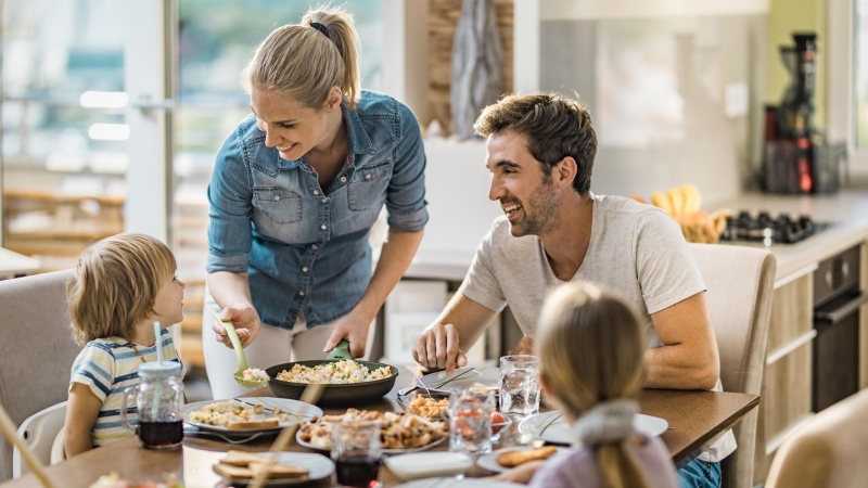 В Госдуму внесут проект о новой соцпомощи многодетным семьям