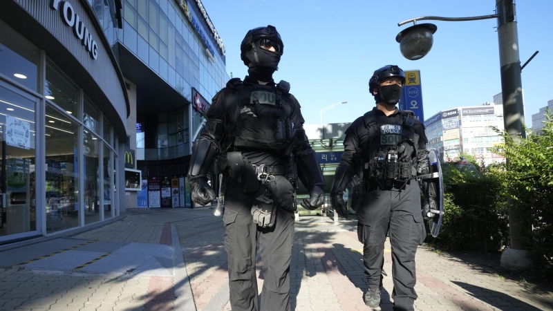 В Южной Корее при взрыве учебной мины пострадали семь человек