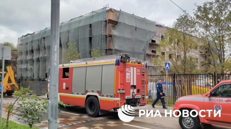 В Москве при частичном обрушении школы пострадали рабочие