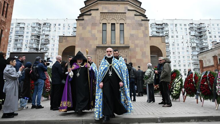 В Москве завершилась церемония прощания с Тиграном Кеосаяном