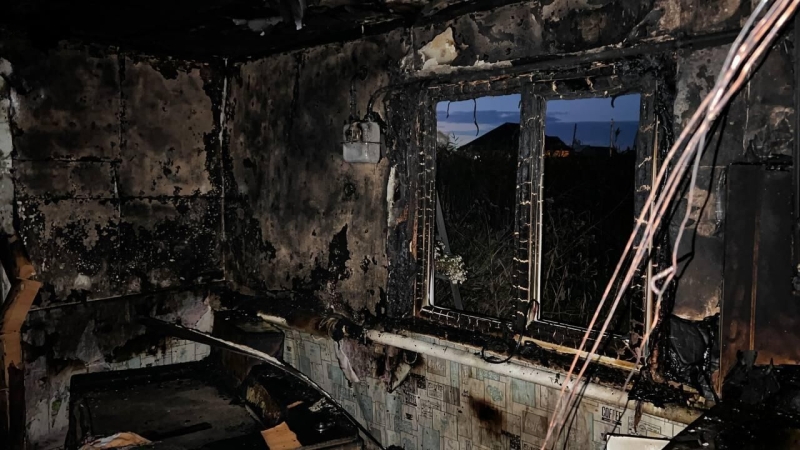 В Новосибирской области при пожаре в доме погибли два ребенка