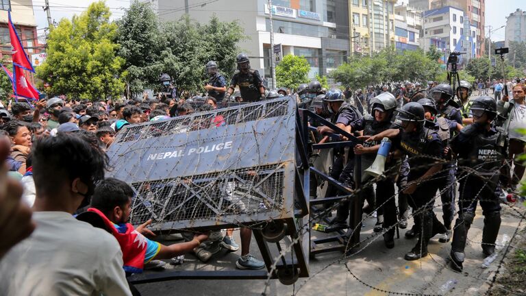 В столице Непала закрыли аэропорт имени Трибхувана