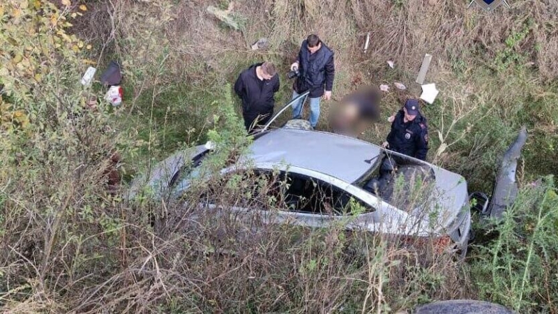 В Ульяновской области пассажир такси убил водителя и попал в аварию