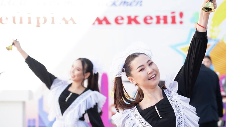 Власти Краснодара объяснили видео с "давкой" в школе