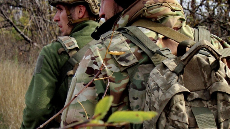 ВСУ отправляют на смерть группы из мобилизованных украинцев, рассказал боец