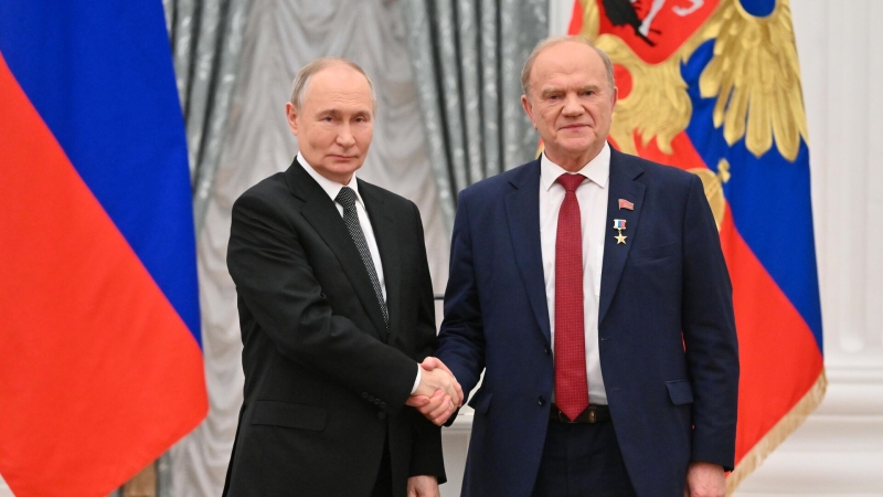 Зюганов обсудил с Путиным вопросы, связанные с космосом и авиацией