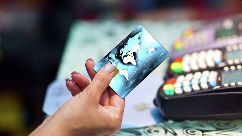 Адвокат рассказал о риске блокировки переводов в банке