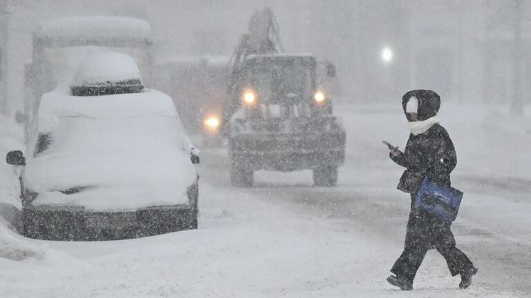 Аэропорт "Шереметьево" прекратил прием самолетов из-за непогоды