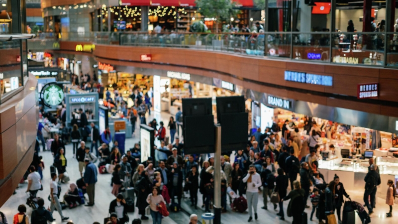 Аэропорт в Стамбуле отменил десять процентов рейсов из-за непогоды