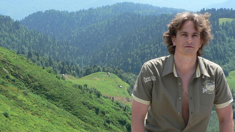 "Автопутешествия &mdash; это стильно!" Дирижер оркестра &ndash; о любимом хобби