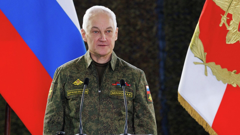 Белоусов поздравил бойцов инженерных войск с профессиональным праздником