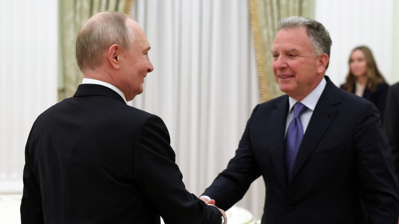 Беседа Путина с Уиткоффом продолжается уже три часа