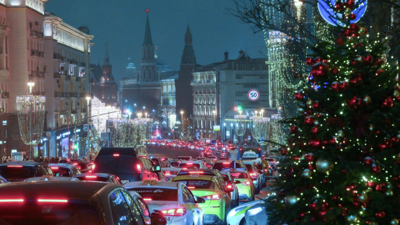 Движение временно перекрыли нескольких участках дороги в Москве