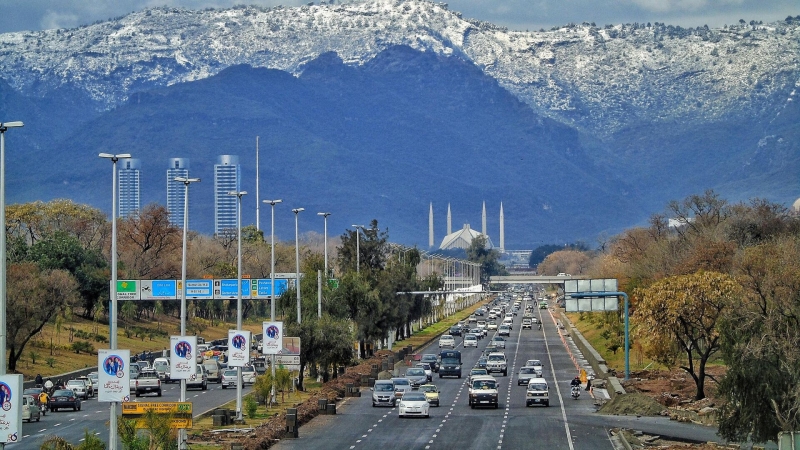 Глава МИД Пакистана заявил о важности диалога с Россией