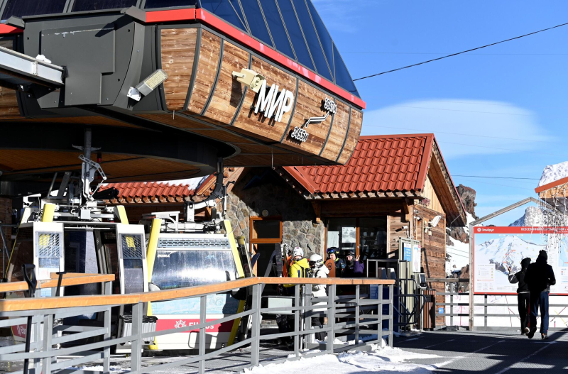 Горнолыжные курорты России 2025-2026: рейтинг лучших с ценами